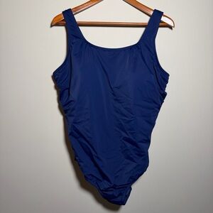 Lands’ End High Impact One-Piece Swimsuit Built-In Bra Navy Blue 22W